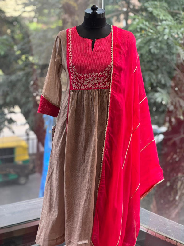 Brown Mul Dupatta Set