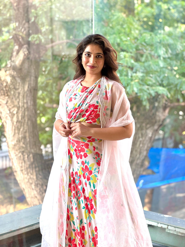 Pinkish Intricate Work Cape Set