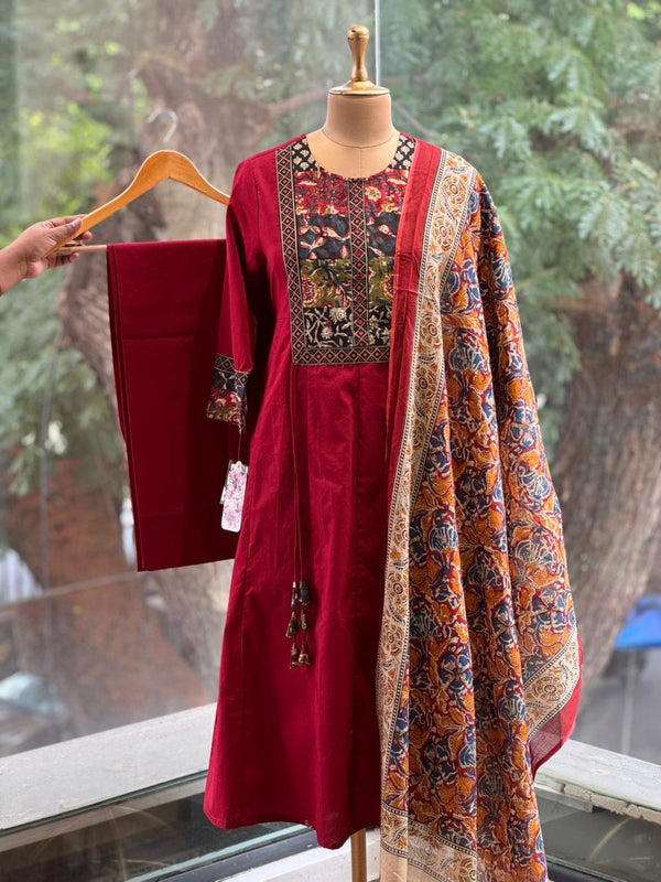 Maroon Printed Dupatta Set