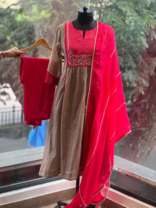 Brown Mul Dupatta Set