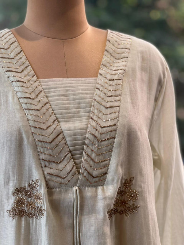 Half White Mul Dupatta Set