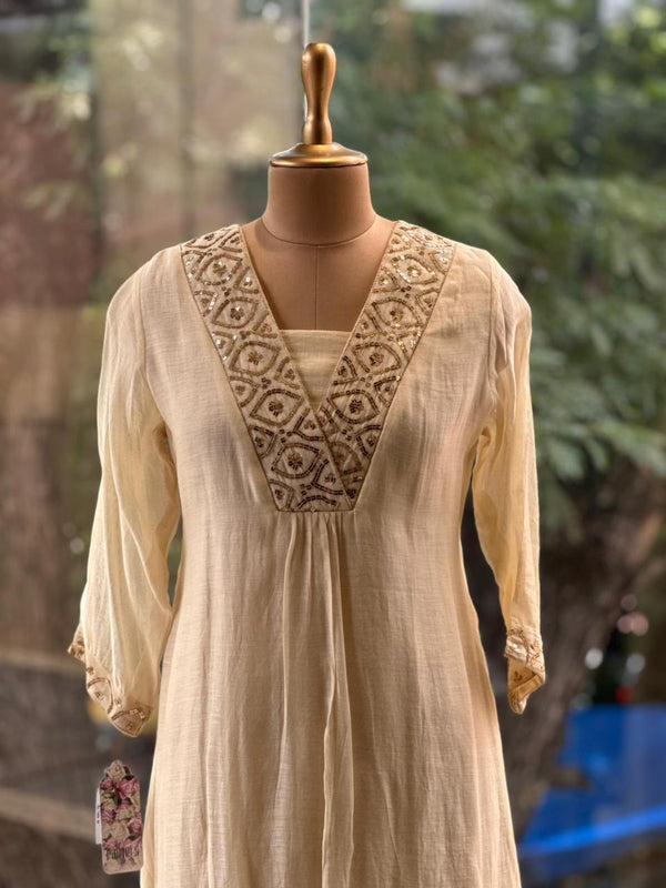 Beige Mul Dupatta Set