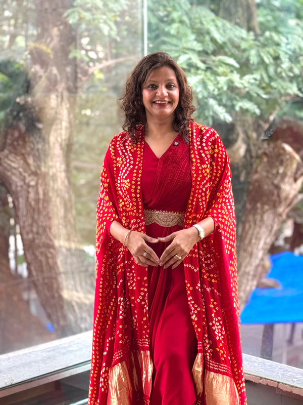 Red Bandhej Cape Set
