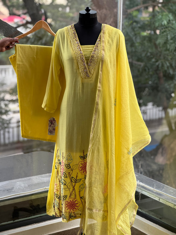 Yellow Mul Knot Work Suit