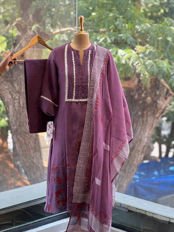 Mauve Mul Suit