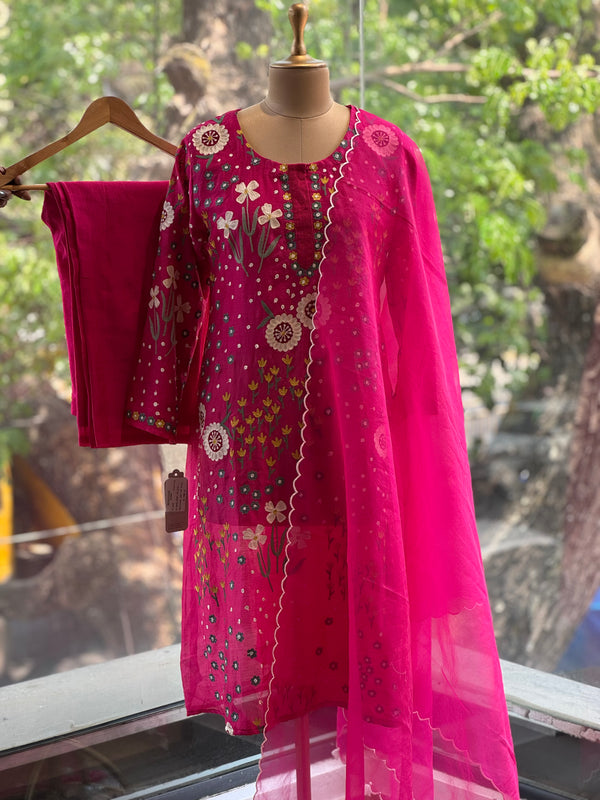 Pink Mul Embroidery Suit