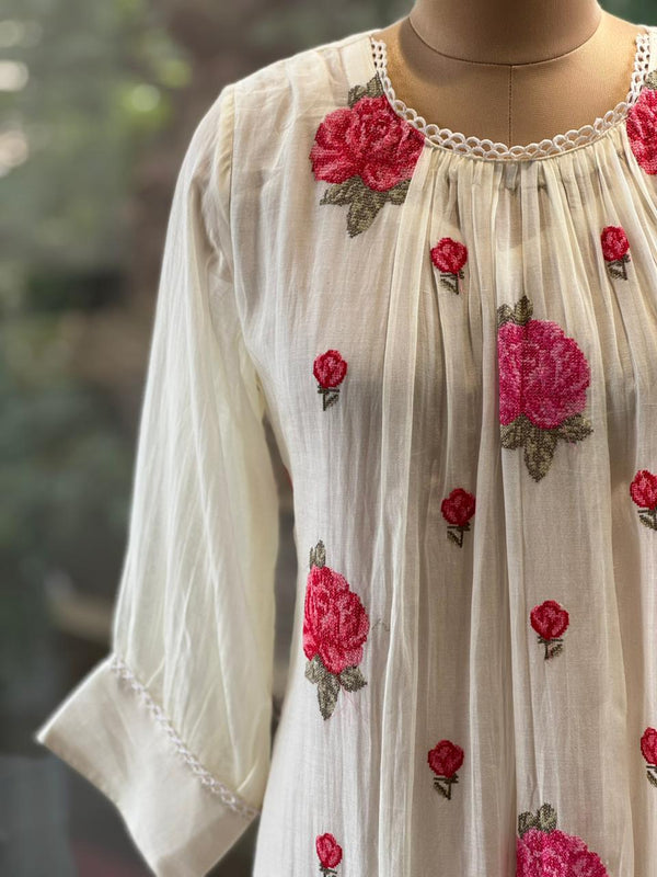 Half White Hand Weaving Suit