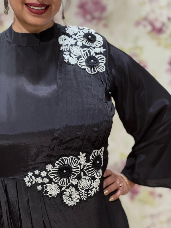 Black Cowl Tunic