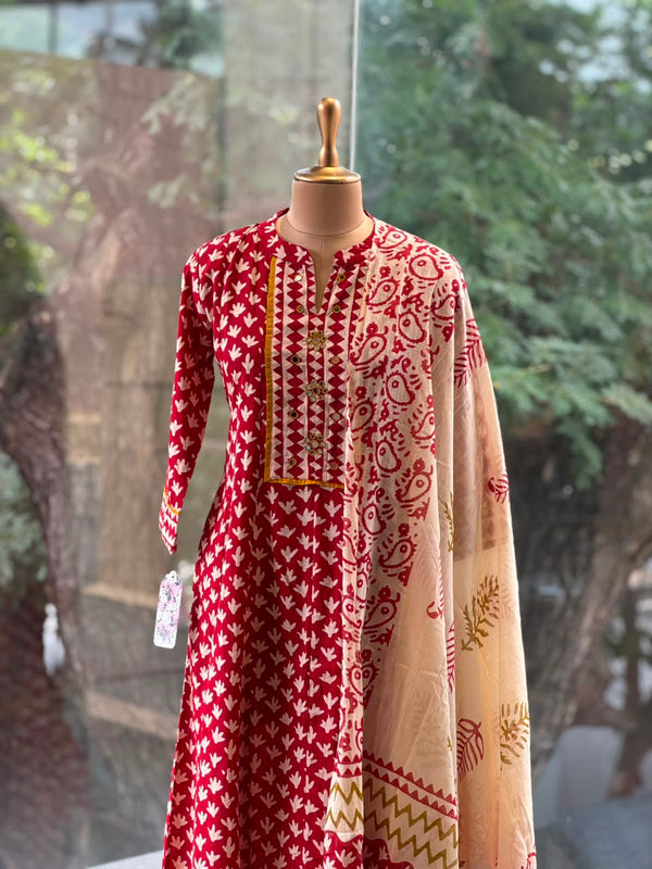 Maroon Printed Dupatta Set