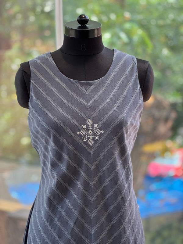 Gray Sleeveless Tunic