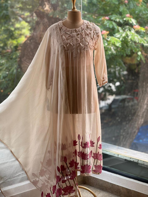 Chikoo Lotus Embroidery Dupatta Set