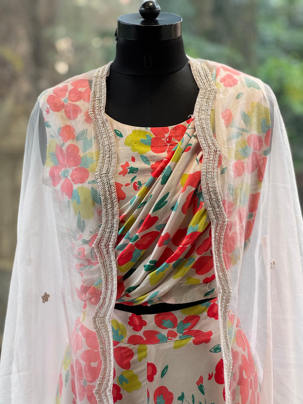 Pinkish Intricate Work Cape Set
