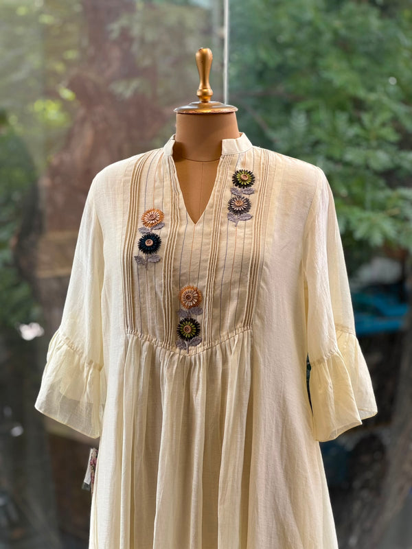 Half White Mul Tunic