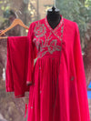 Mul ethnic suit