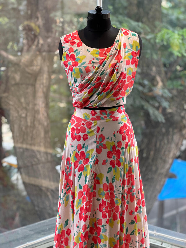 Pinkish Intricate Work Cape Set