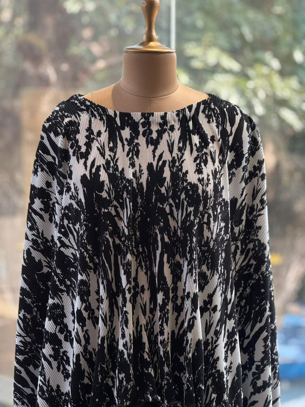 Black Crushed Cape Set