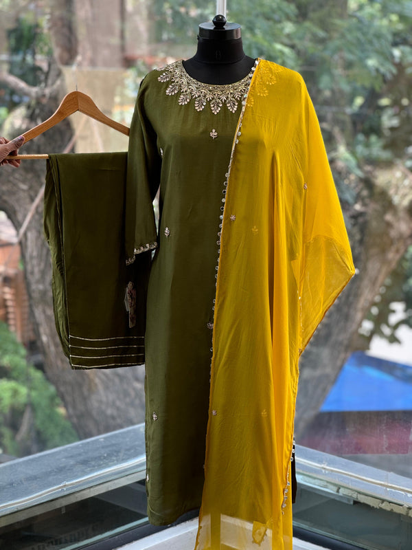 Green Gota Work Suit Set