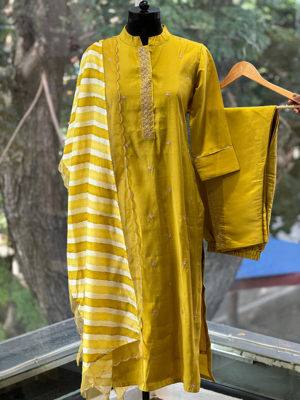 Yellow Chines Neck Suit Set