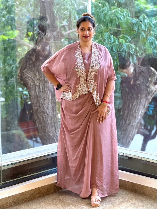 Light Mauve Cape Set