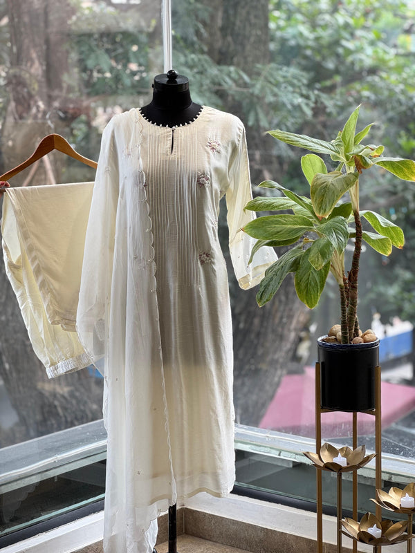 Off White Dupatta Set