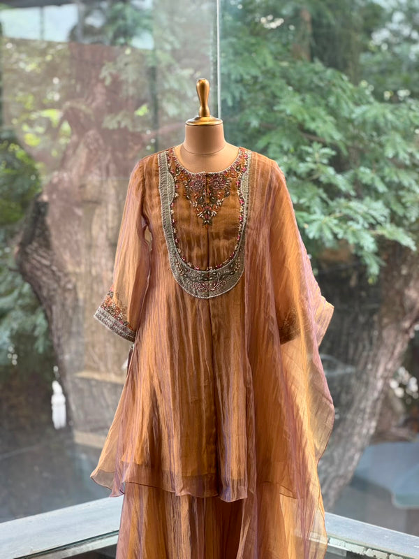 Dull Gold Glass Tissue Suit