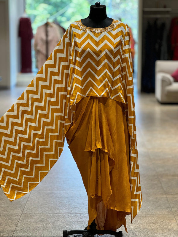 Yellow Cape Set