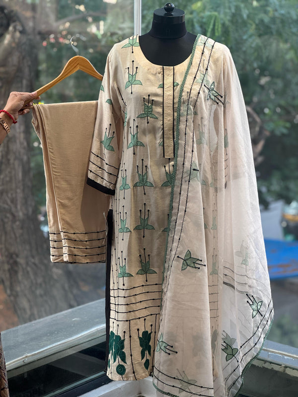 Aplique Work Suit Online India