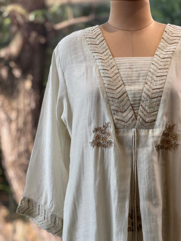 Half White Mul Dupatta Set