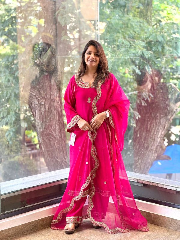 Pink Scallop Dupatta Set