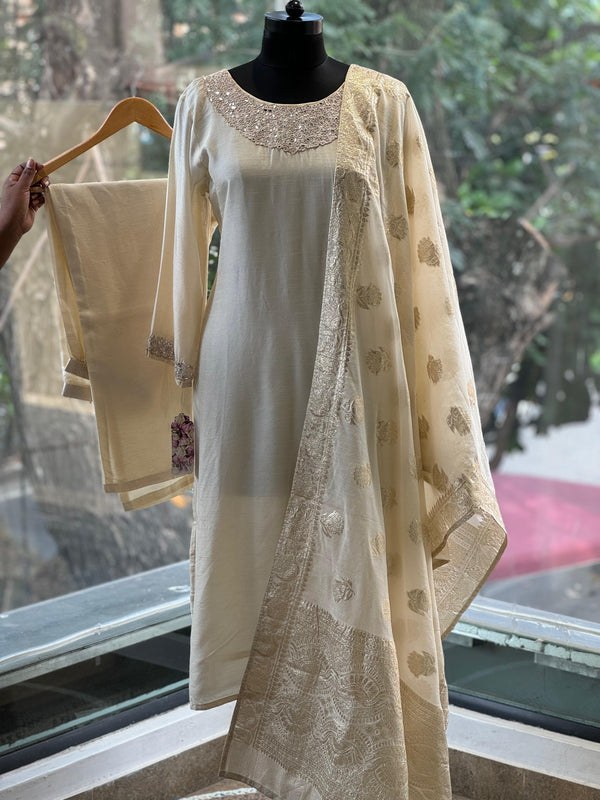 Off White Mirror Yolk Banarasi Dupatta Set