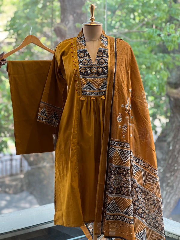 Mustard Yellow Dupatta Set