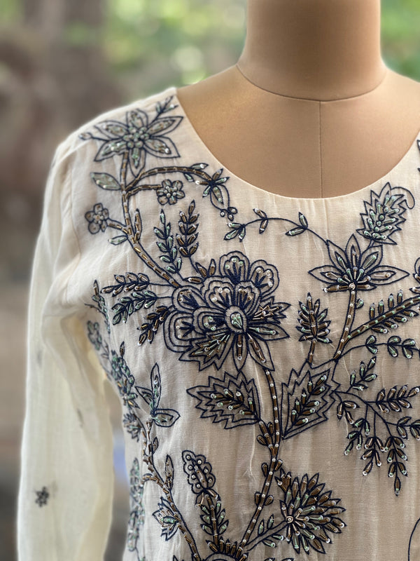 Off White Jaal Embroidery Suit