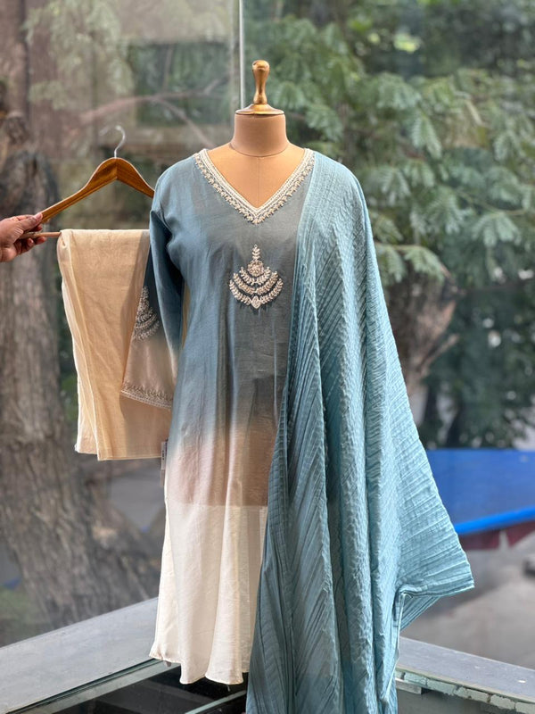 Blue Shaded Crush Dupatta Set