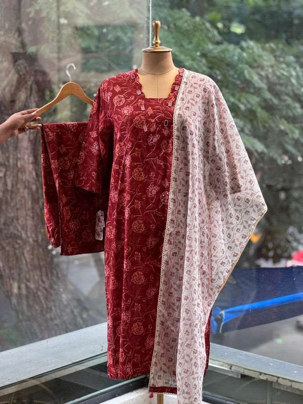 Maroon Floral Printed Dupatta Set