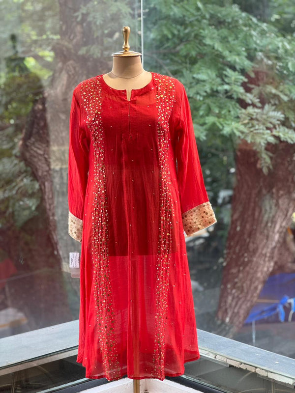 Red Mul Suit