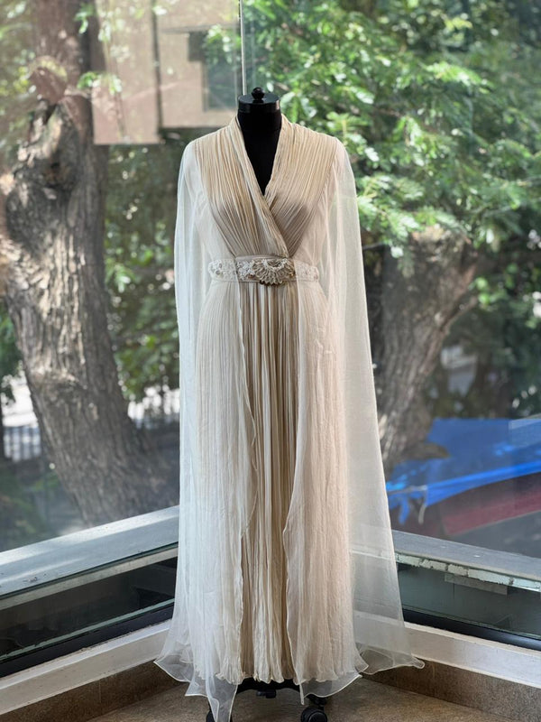 Half White Tail Sleeves Gown
