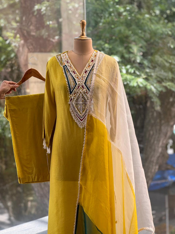 Yellow Color Block Dupatta Set