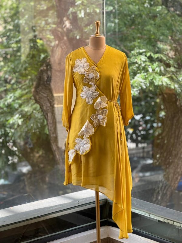 Stylish Yellow Tie Knot Co Ord