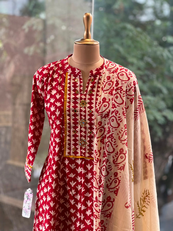 Maroon Printed Dupatta Set