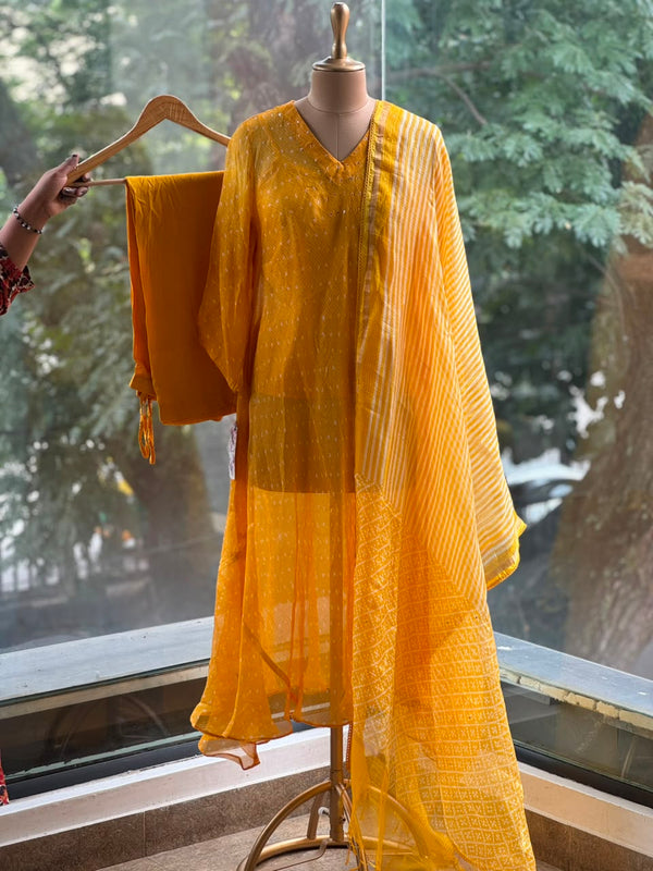Yellow silk kota dupatta set