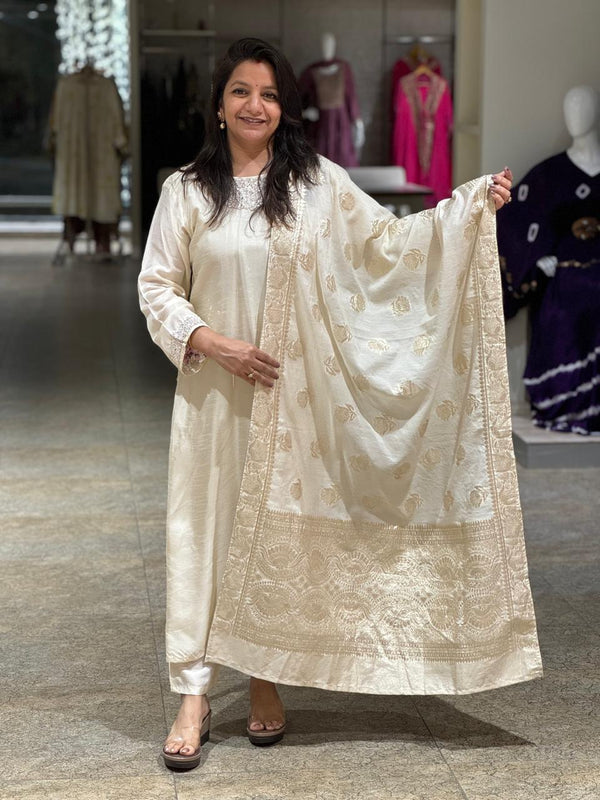 Off White Banarasi Dupatta Set