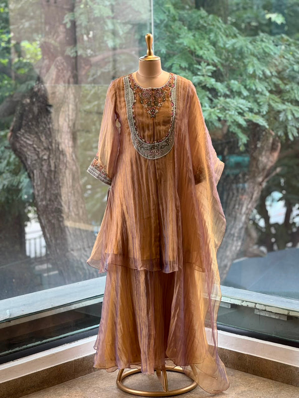 Dull Gold Glass Tissue Suit
