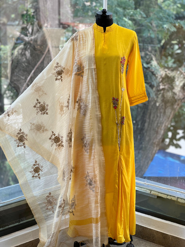 Yellow Banarasi Dupatta Set