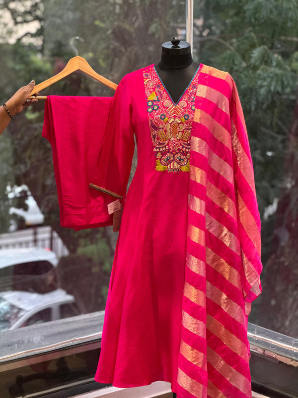 Pink  Intricate Yolk Suit