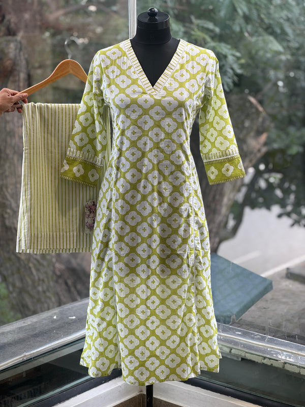 Green V Neck Co Ord