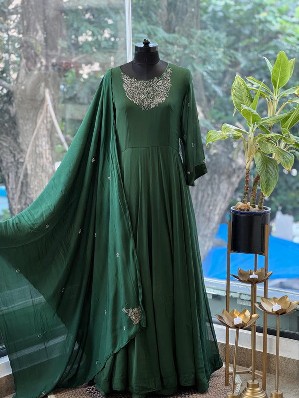 Green Yolk Work Gown