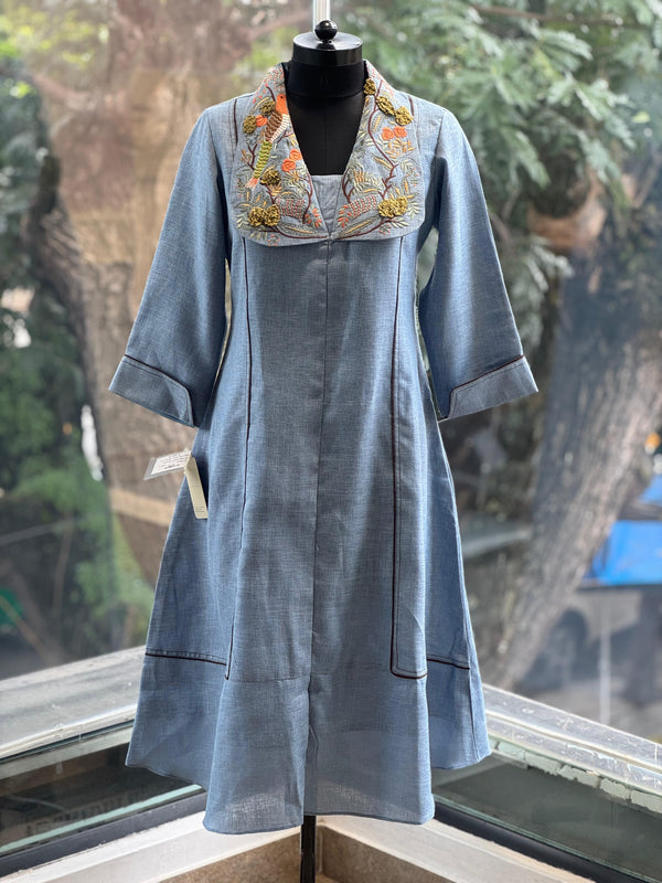 Light Blue Collar Embroidery Tunic