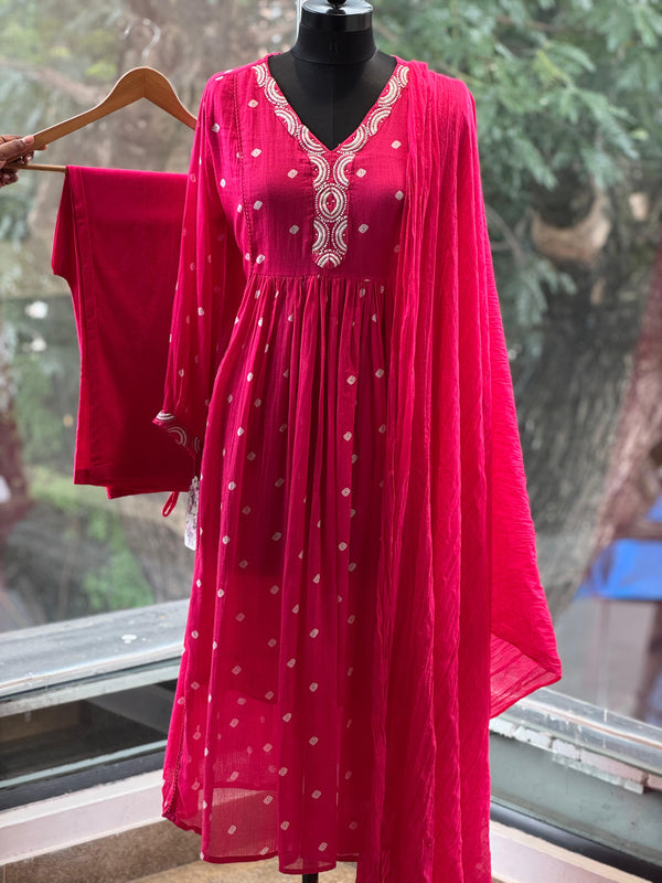 Pink Bandhej Dupatta Set