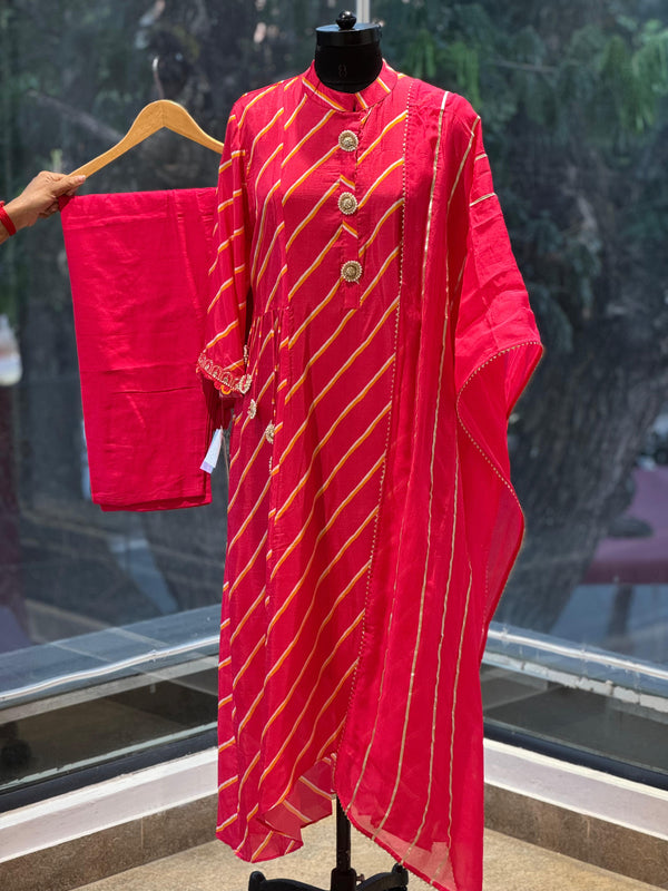 Red Leheriya Suit