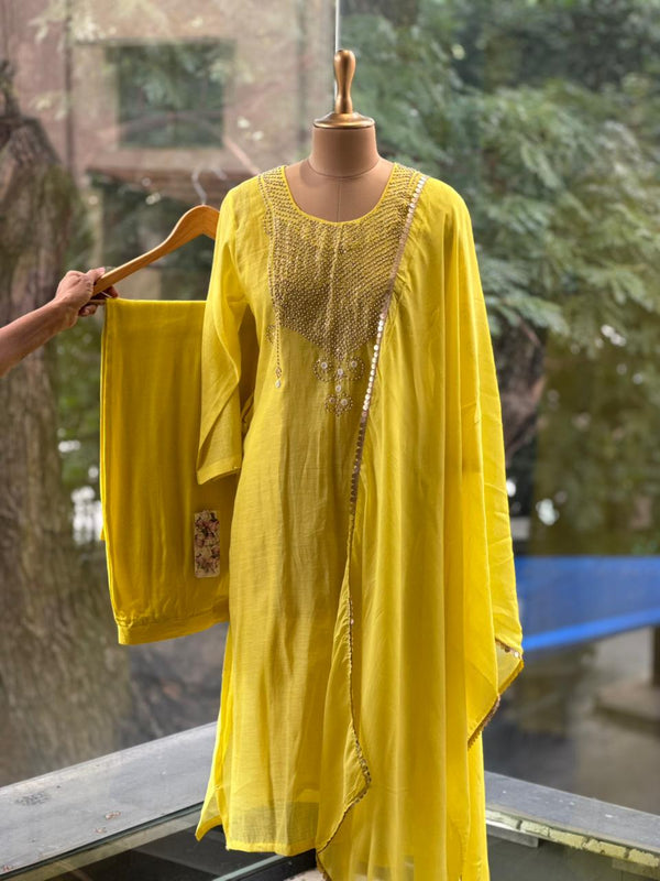 Yellow mul Knot Work Suit